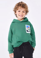 Felpa verde bambino Mayoral stampa montagne - ErreGiModaBimbo